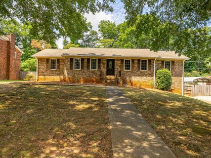 143 Stribling Cir sold home in Vanderbilt Hill, Spartanburg, SC