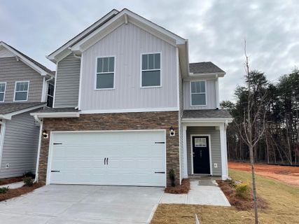 207 Reynard Trail