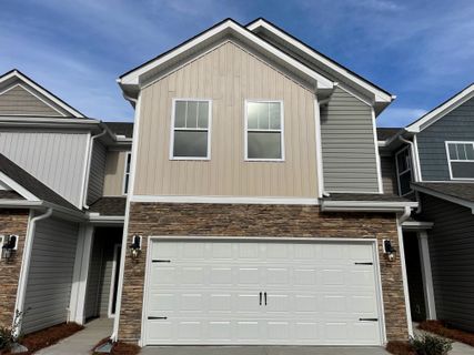 206 Reynard Trail