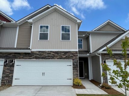 216 Reynard Trail