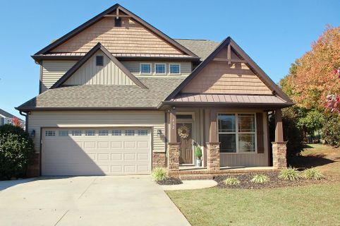 402 Bridgewood Ct. sold home in Greene Creek, Boiling Springs, SC