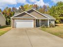 225 Stonewood Crossing Dr sold home in Boiling Springs, SC