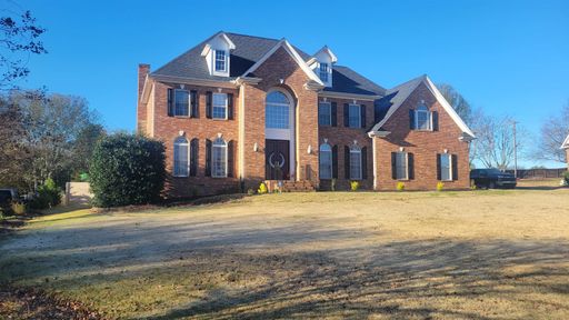 251 W Killarney Lake