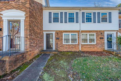 1438 Dover Road