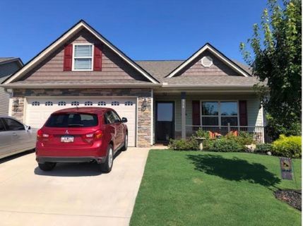 314 Highland Springs Loop Loop