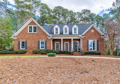 301 Mossycup Oak Court