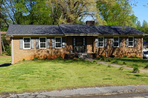 423 Farnsworth Road sold home in Vanderbilt Hill, Spartanburg, SC