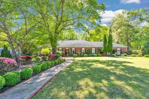 136 Fernbrook Circle
