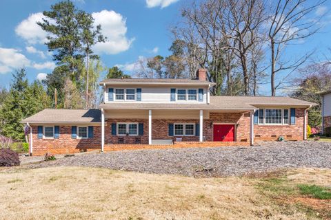 127 Dolphin Drive