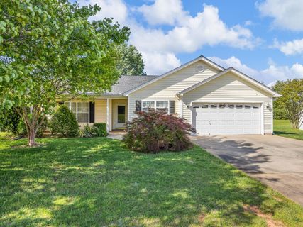 307 Shadowfield Acre Drive sold home in Shadowfield Acre, Duncan, SC