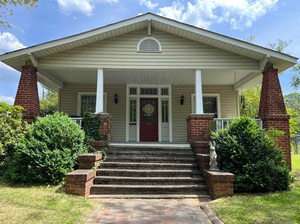 557 Gadsden Court