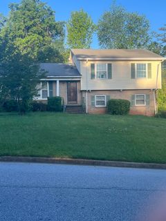 209 Fieldcrest Lane