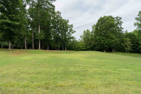 162 Clearcreek Drive
