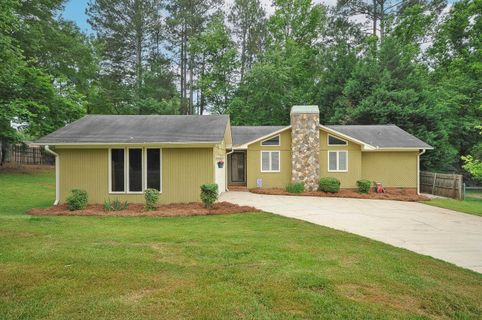 195 Aberdeen Lane