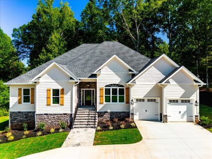3023 English Cottage Way