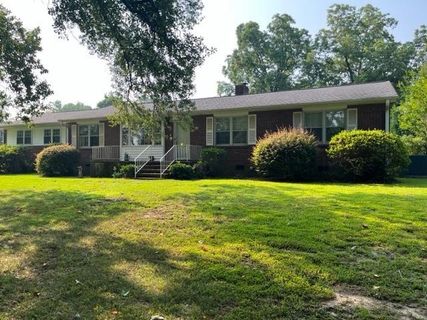 219 Arrowhead Circle