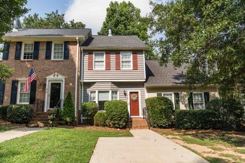 318 Woodburn Creek Road sold home in Woodburn Club, Spartanburg, SC