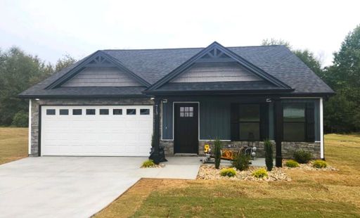 713 Barkwood Court sold home in Forest Springs, Boiling Springs, SC