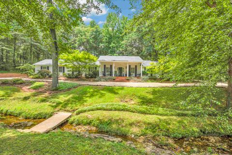 212 Overland Drive