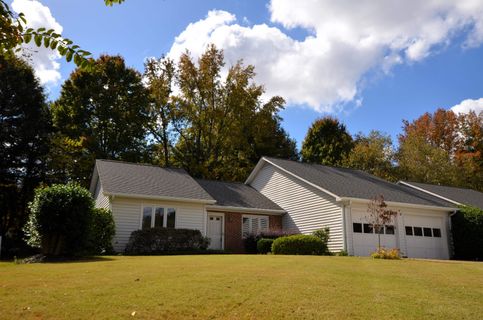9 Creekdale Court sold home in Rolling Green, Greenville, SC
