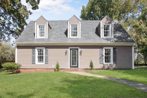 309 Sundance Way