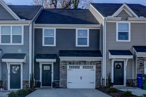 479 Triple Crown Way