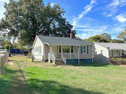 1076 Mayfair St sold home in Mayfair Estates, Spartanburg, SC