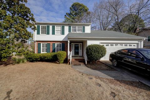 104 Redwood Circle