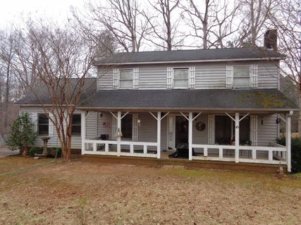 406 Creekside Drive sold home in River Forest, Boiling Springs, SC