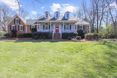 135 Woodridge Drive