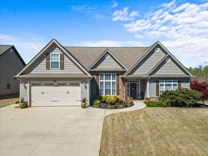 104 Dewfield Lane