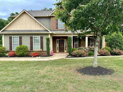 152 Sapphire Pointe Drive