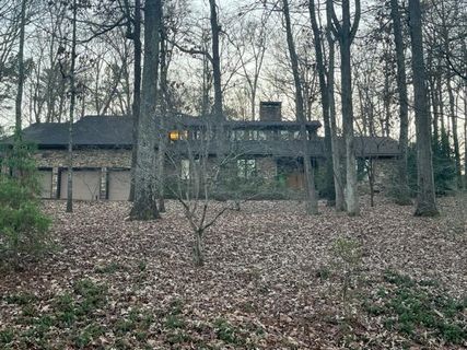 212 Carolina Club Dr