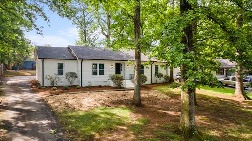 326 Seven Oaks Lane