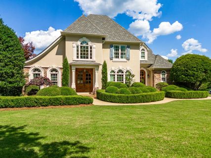 203 Indian Wells Drive
