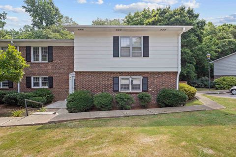 7 Summercreek Drive