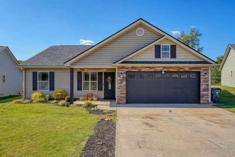 817 N Mossy Rock Road