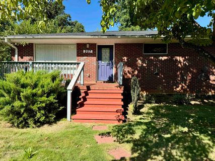 207 Ellington Drive sold home in Vanderbilt Hill, Spartanburg, SC