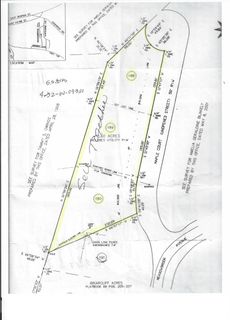 3 Lots Maple Court