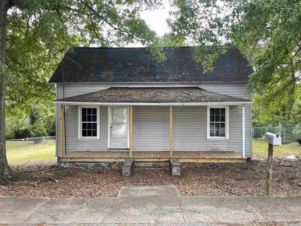 256 Woodruff Street