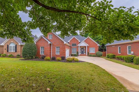 656 Amesbury Lane