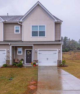 33 Apricot Lane