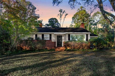 260 E Park Drive