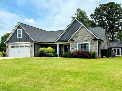 207 Aqua Cove Court sold home in South Shore Heights, Inman, SC