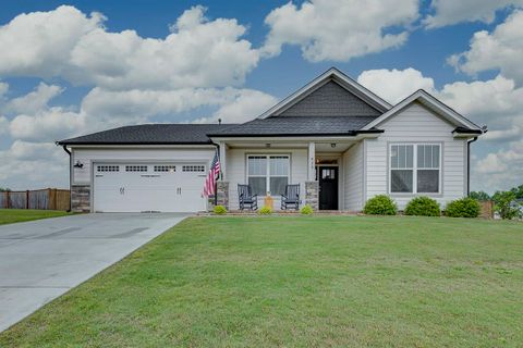 825 Grantwood Circle