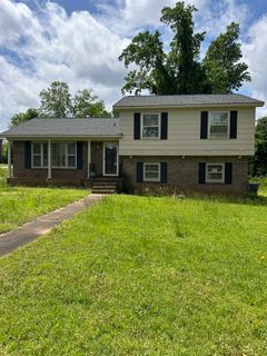 201 Sheffield Drive sold home in Wadsworth Hills, Spartanburg, SC
