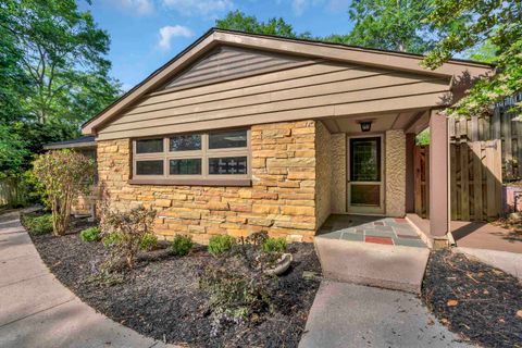915 Brentwood Drive