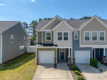 208 Keaton Court sold home in Camelot Townes, Spartanburg, SC