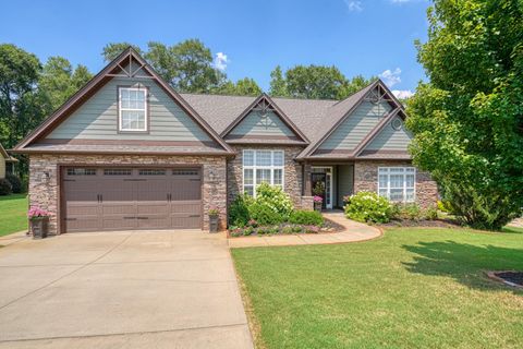 173 Colfax Drive