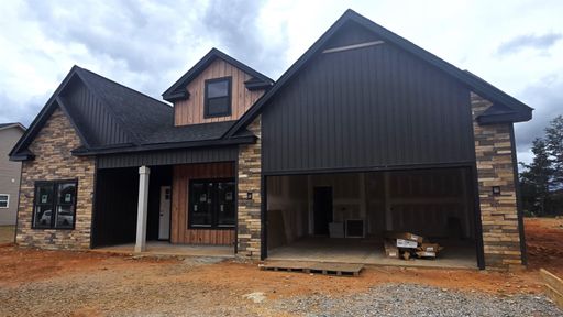 2111 N November Drive sold home in November Place, Boiling Springs, SC